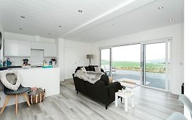 Sea Glass Lodge